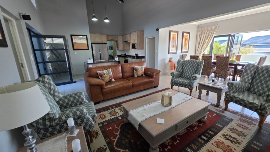 3 Bedroom Property for Sale in Hartenbos Heuwels Western Cape